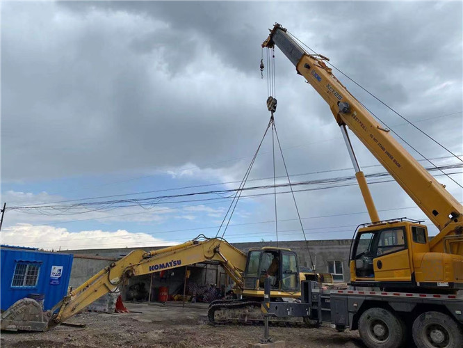 井研县25吨吊车的工作半径是多少？